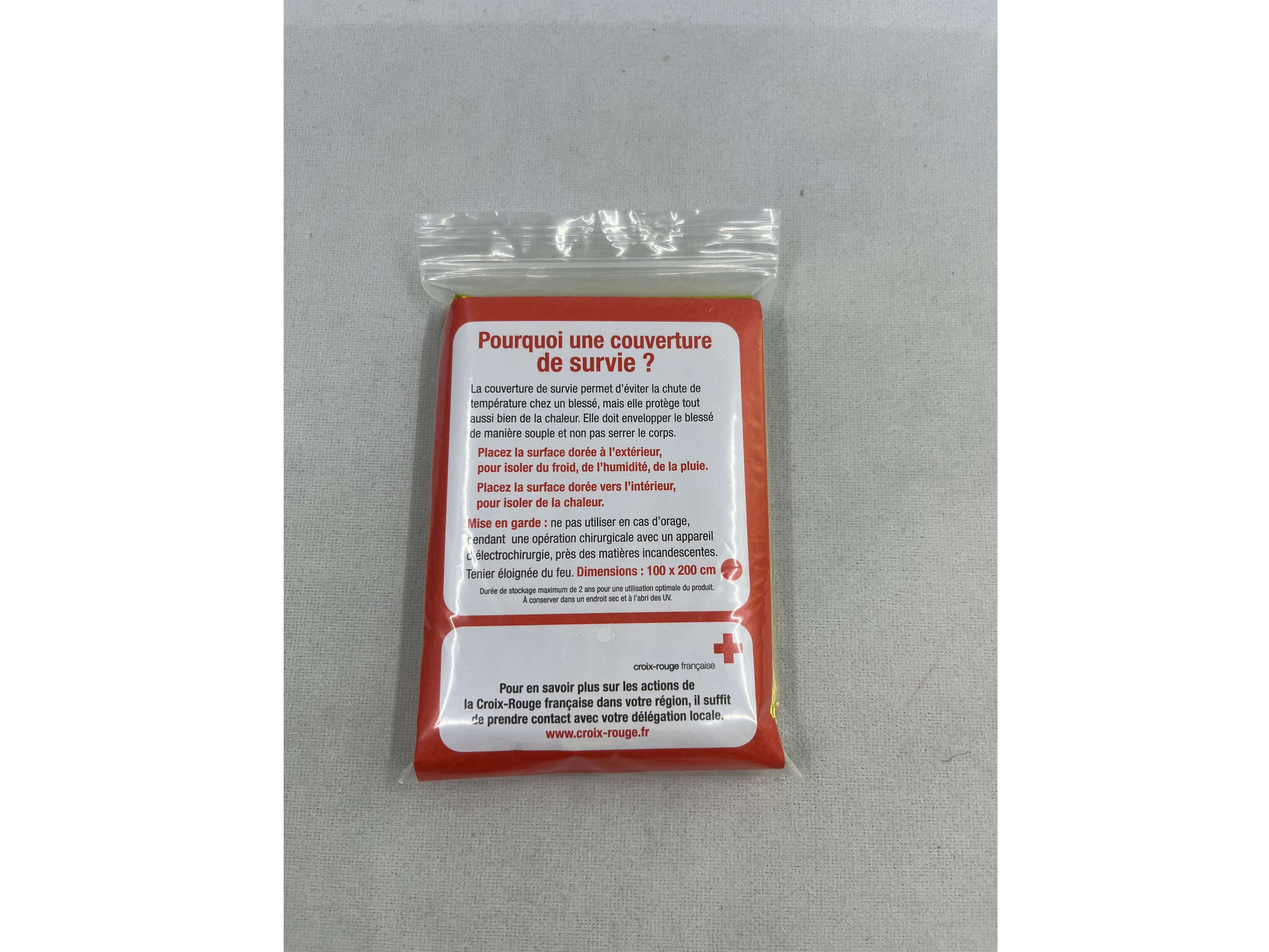 Disposable emergency blanket - Disposable-emergency-blanket-04